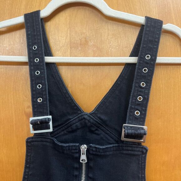 Levi’s Black Denim adjustable Overalls for Women - Picture 2 of 9